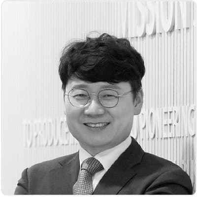 임양원 — 대표이사 · CEO / Founder